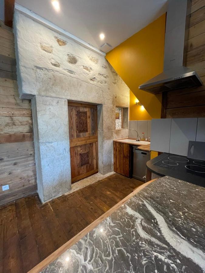 Le Refuge De Chaparon Apartment Lathuile Ngoại thất bức ảnh